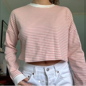 Pink and white long sleeve crop top